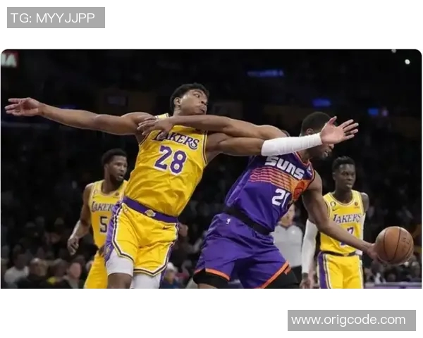 2013年湖人对阵老鹰的经典对决回顾与精彩瞬间分析