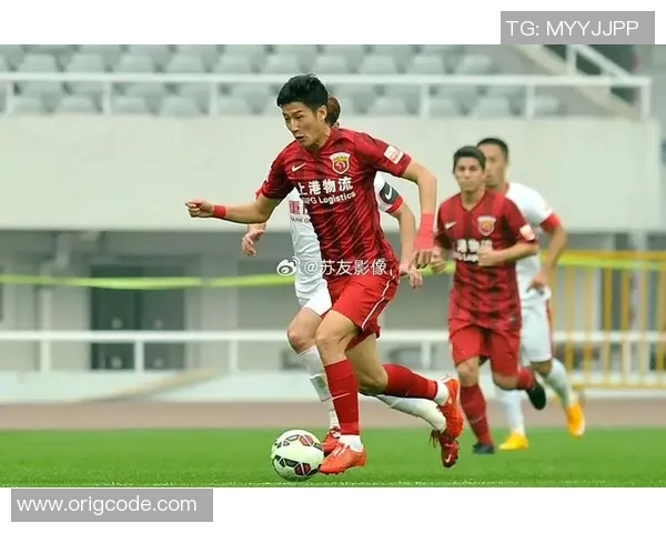 上海上港直播大连对决精彩瞬间回顾与赛前分析